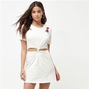 Pacsun Desert Dreamer XS t shirt tied dress
